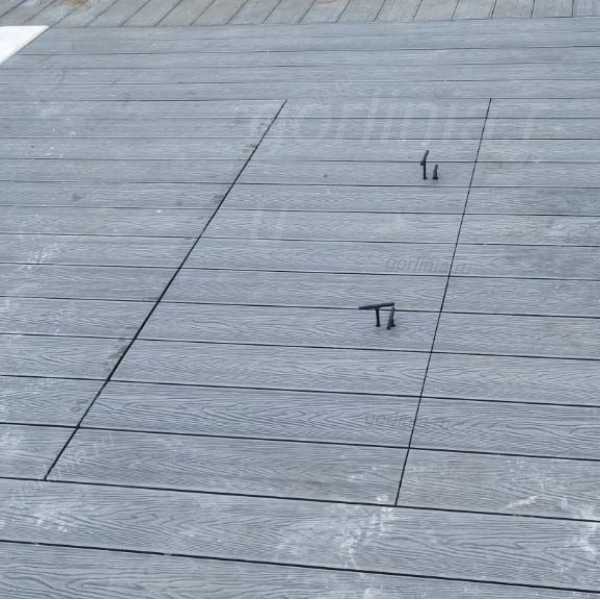 Люк под террасную доску обшитый ДПК Люк под террасную доску ДПК скрытый на стальном каркасе с петлями на газлифтах