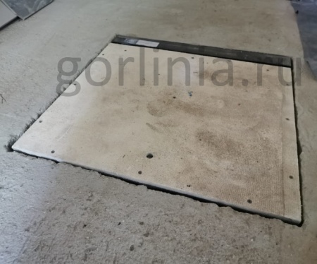 Люк напольный Стелс-К 600*600 короб под размер плитки